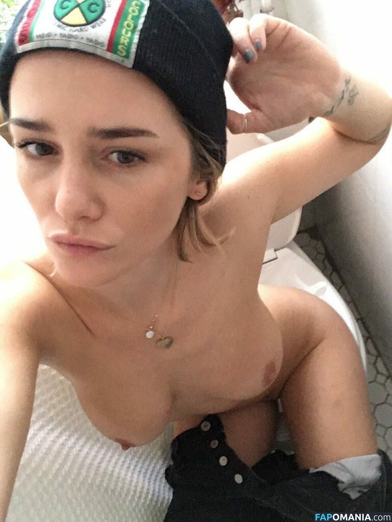 Addison Timlin Γυμνός Διαρρεύσαστη φωτογραφία #42