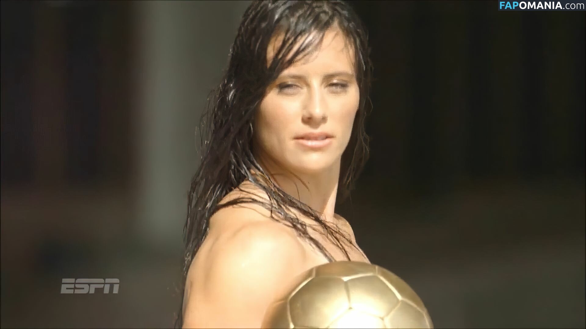 Ali Krieger Γυμνός Διαρρεύσαστη φωτογραφία #11