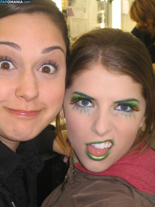 Anna Kendrick Γυμνός Διαρρεύσαστη φωτογραφία #2