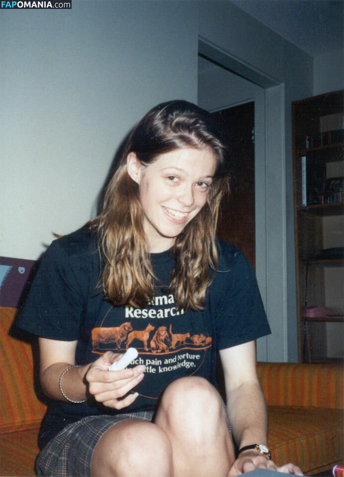 Ariadne Shaffer Γυμνός Διαρρεύσαστη φωτογραφία #1