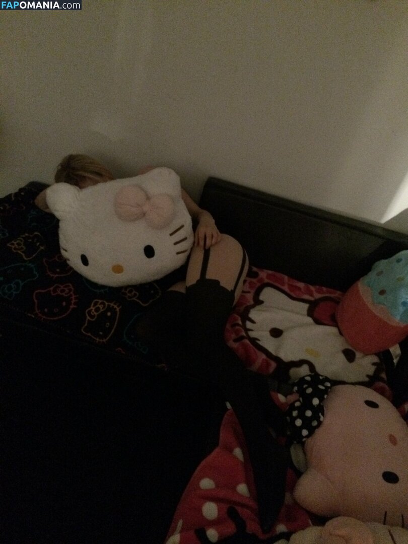 Avril Lavigne Γυμνός Διαρρεύσαστη φωτογραφία #16