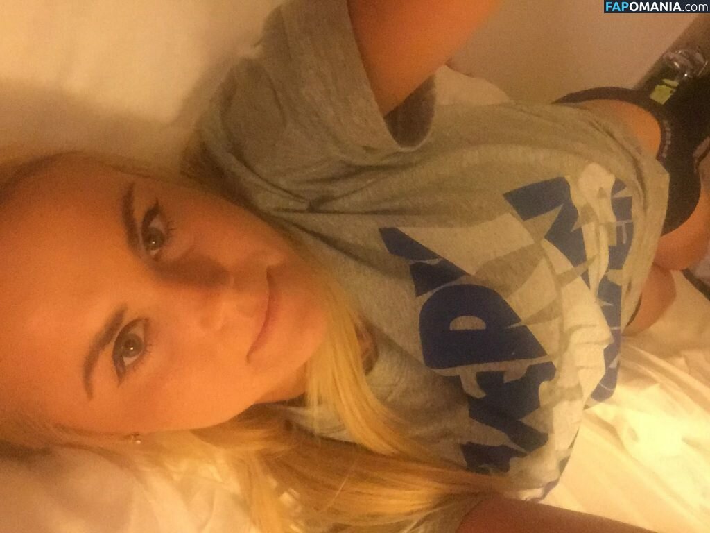 Carly Booth Γυμνός Διαρρεύσαστη φωτογραφία #35