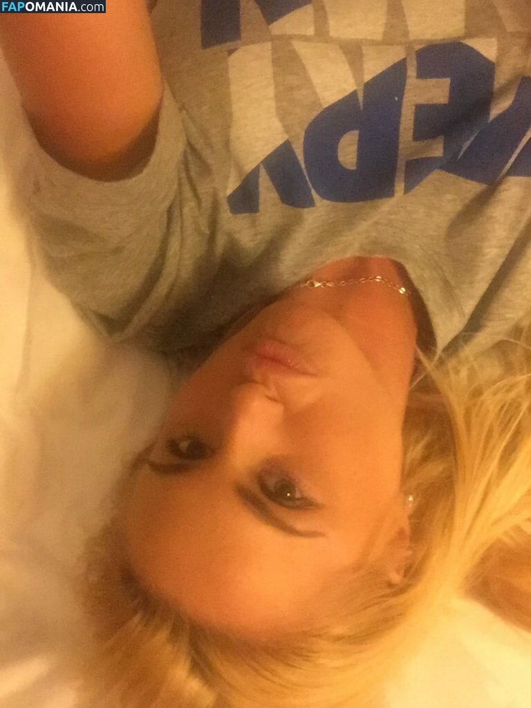 Carly Booth Γυμνός Διαρρεύσαστη φωτογραφία #45