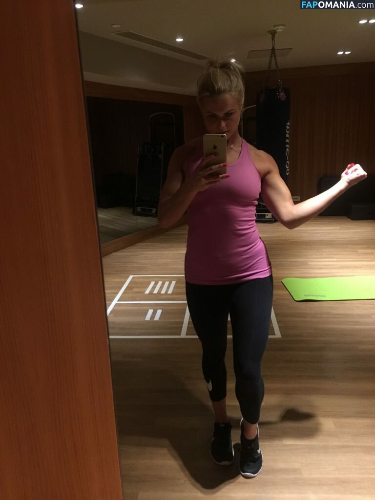 Carly Booth Γυμνός Διαρρεύσαστη φωτογραφία #108