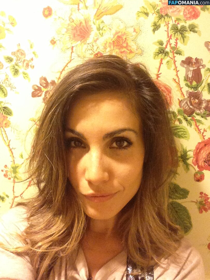 Carly Pope Γυμνός Διαρρεύσαστη φωτογραφία #21