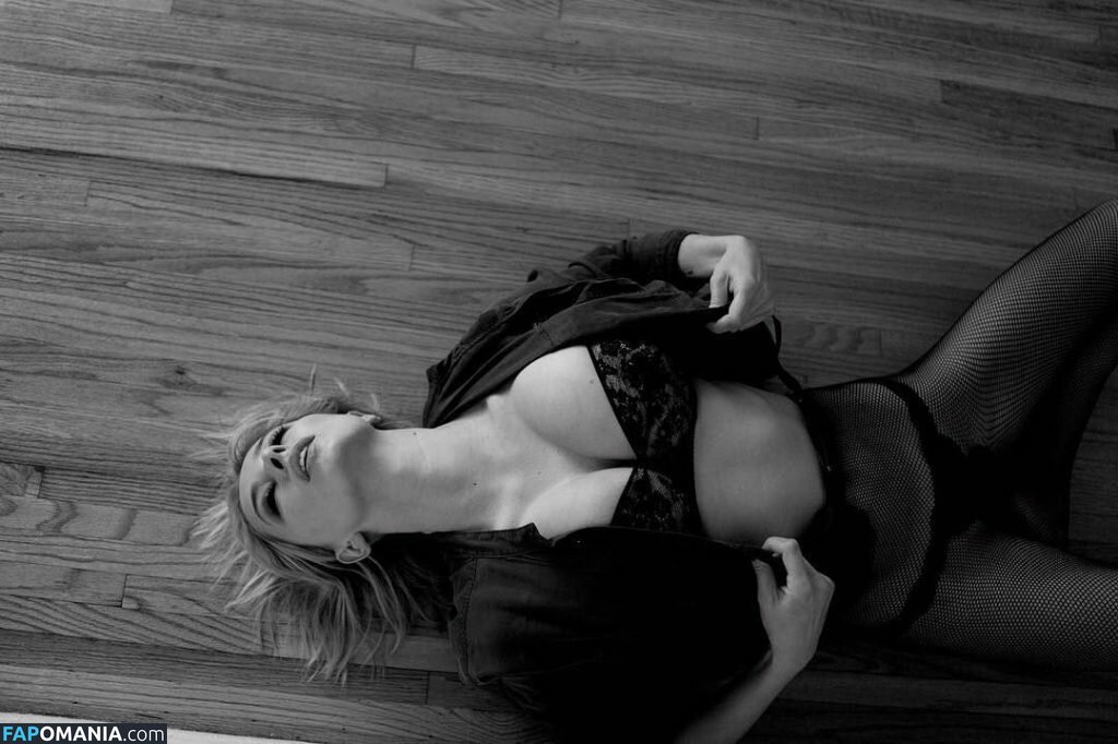 Caroline Vreeland Γυμνός Διαρρεύσαστη φωτογραφία #15