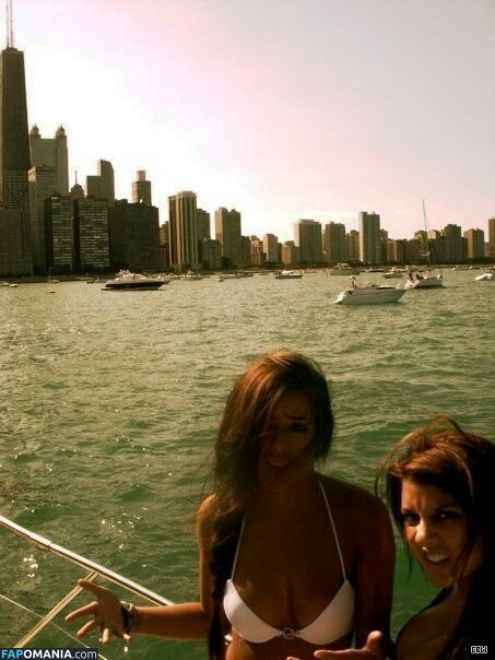 Chloe Bennett Γυμνός Διαρρεύσαστη φωτογραφία #6