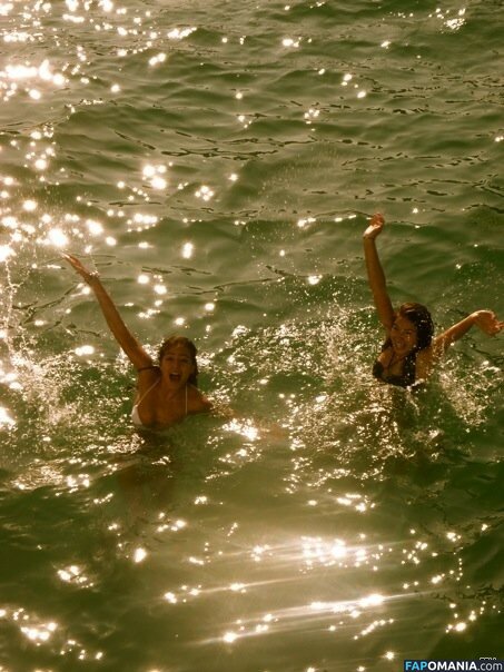 Chloe Bennett Γυμνός Διαρρεύσαστη φωτογραφία #12