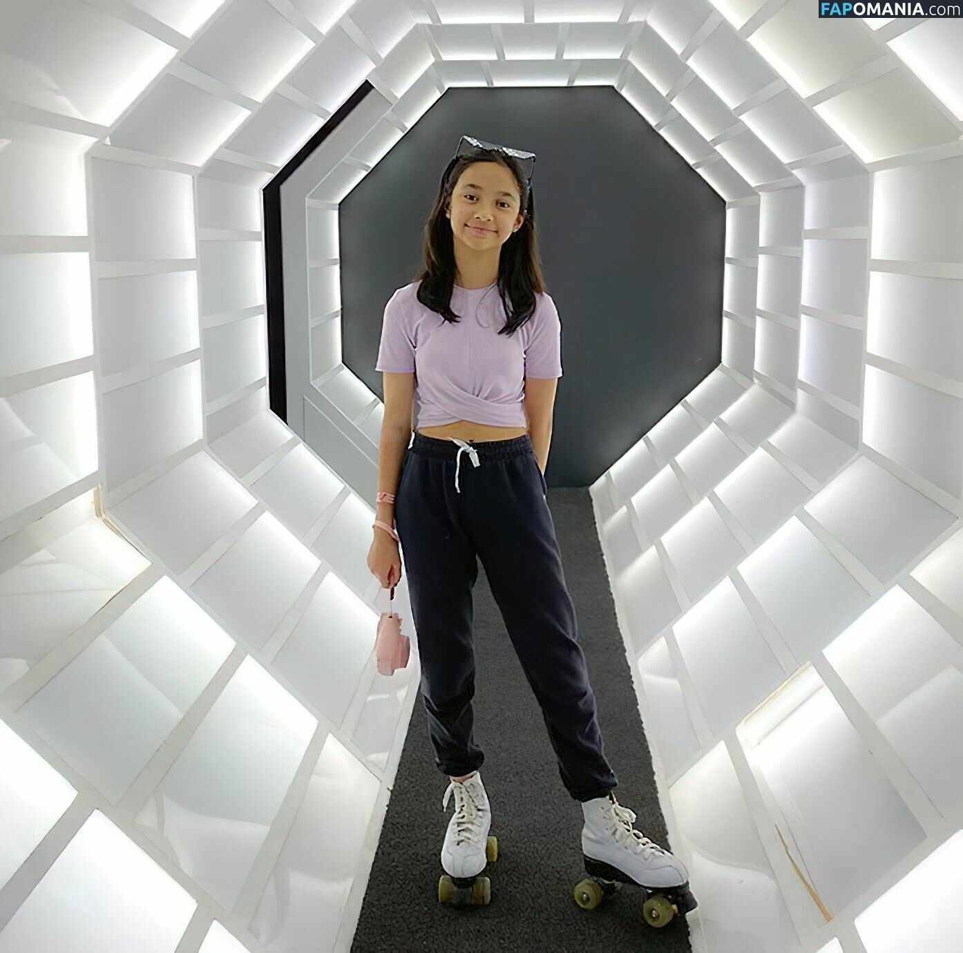 Cut Tari Γυμνός Διαρρεύσαστη φωτογραφία #61