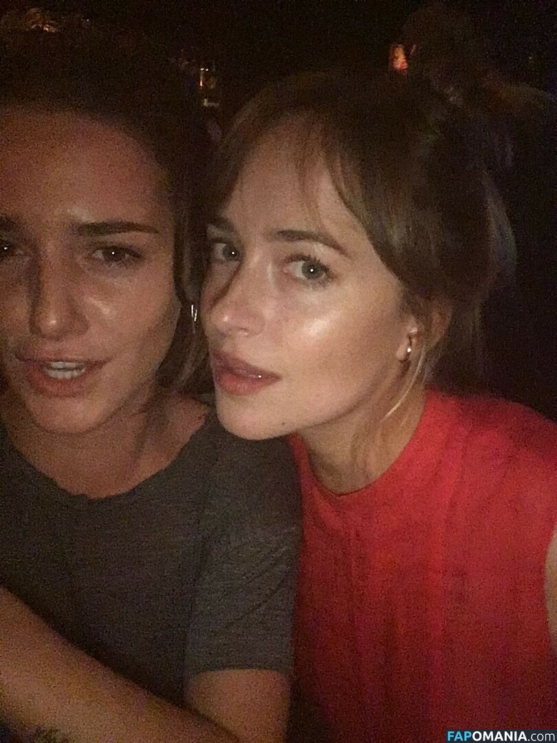 Dakota Johnson Γυμνός Διαρρεύσαστη φωτογραφία #5