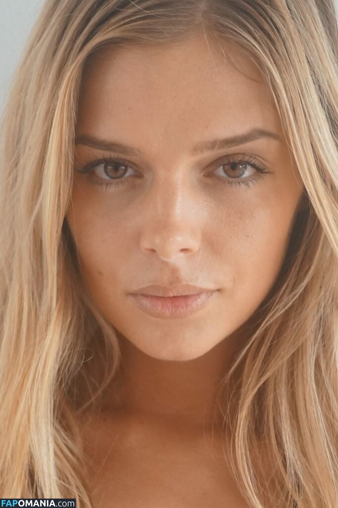 Danielle Knudson Γυμνός Διαρρεύσαστη φωτογραφία #254