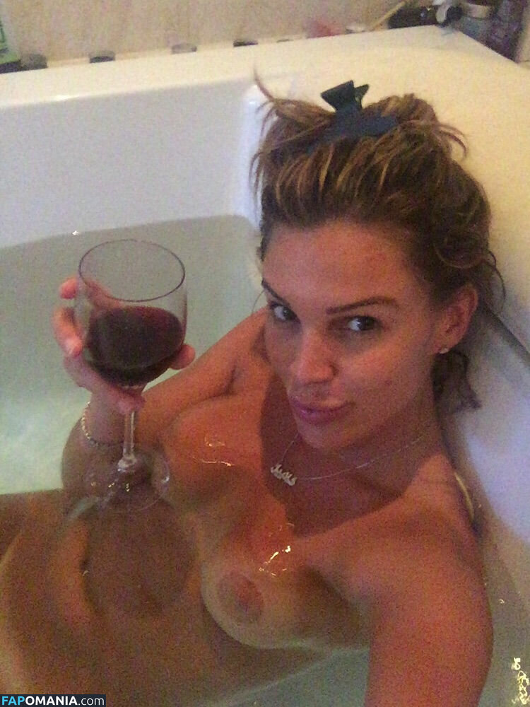 Danielle Lloyd Γυμνός Διαρρεύσαστη φωτογραφία #160