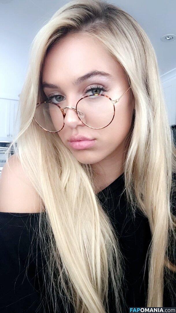 Delilah Belle Hamlin Γυμνός Διαρρεύσαστη φωτογραφία #42