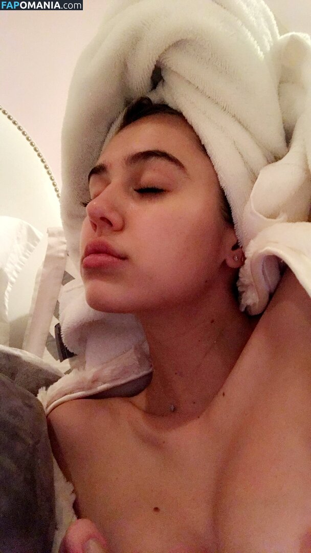 Delilah Belle Hamlin Γυμνός Διαρρεύσαστη φωτογραφία #49