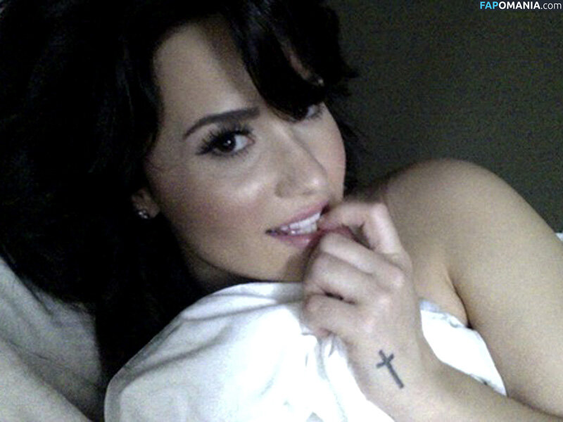 Demi Lovato Γυμνός Διαρρεύσαστη φωτογραφία #4