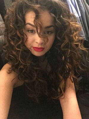 Ella Eyre