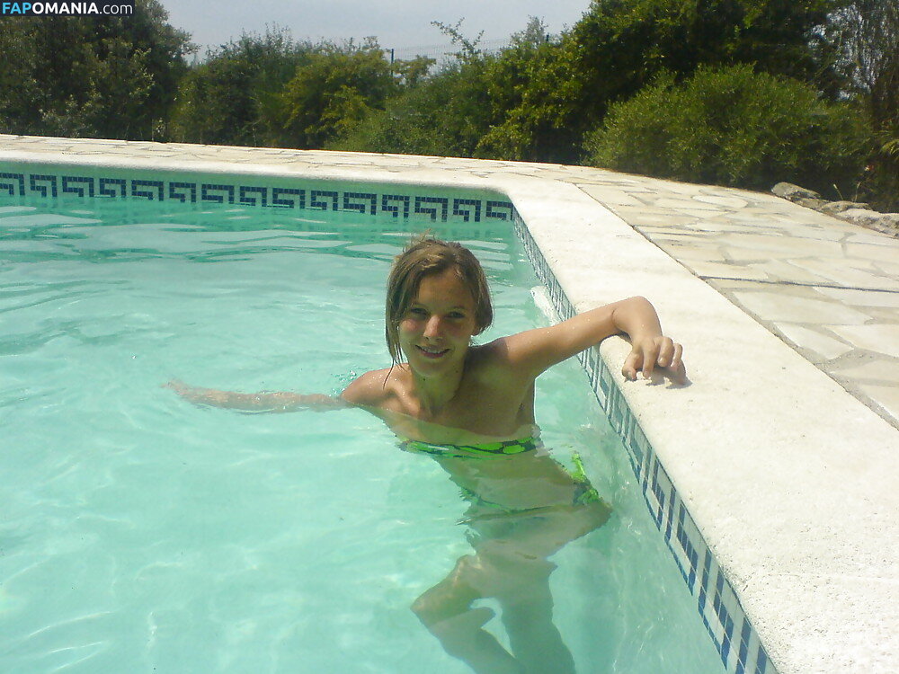 Elodie Varlet Γυμνός Διαρρεύσαστη φωτογραφία #1