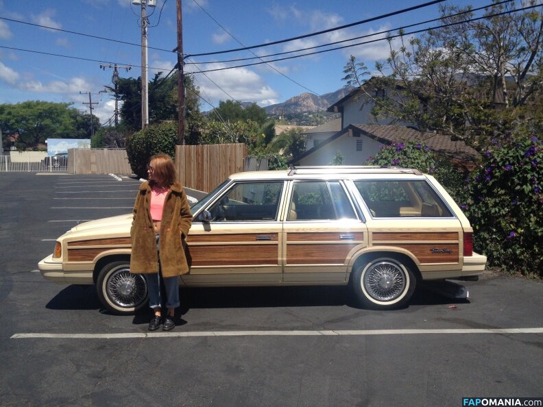 Emily Browning Γυμνός Διαρρεύσαστη φωτογραφία #24