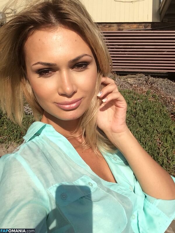 Emma Hernan Γυμνός Διαρρεύσαστη φωτογραφία #195