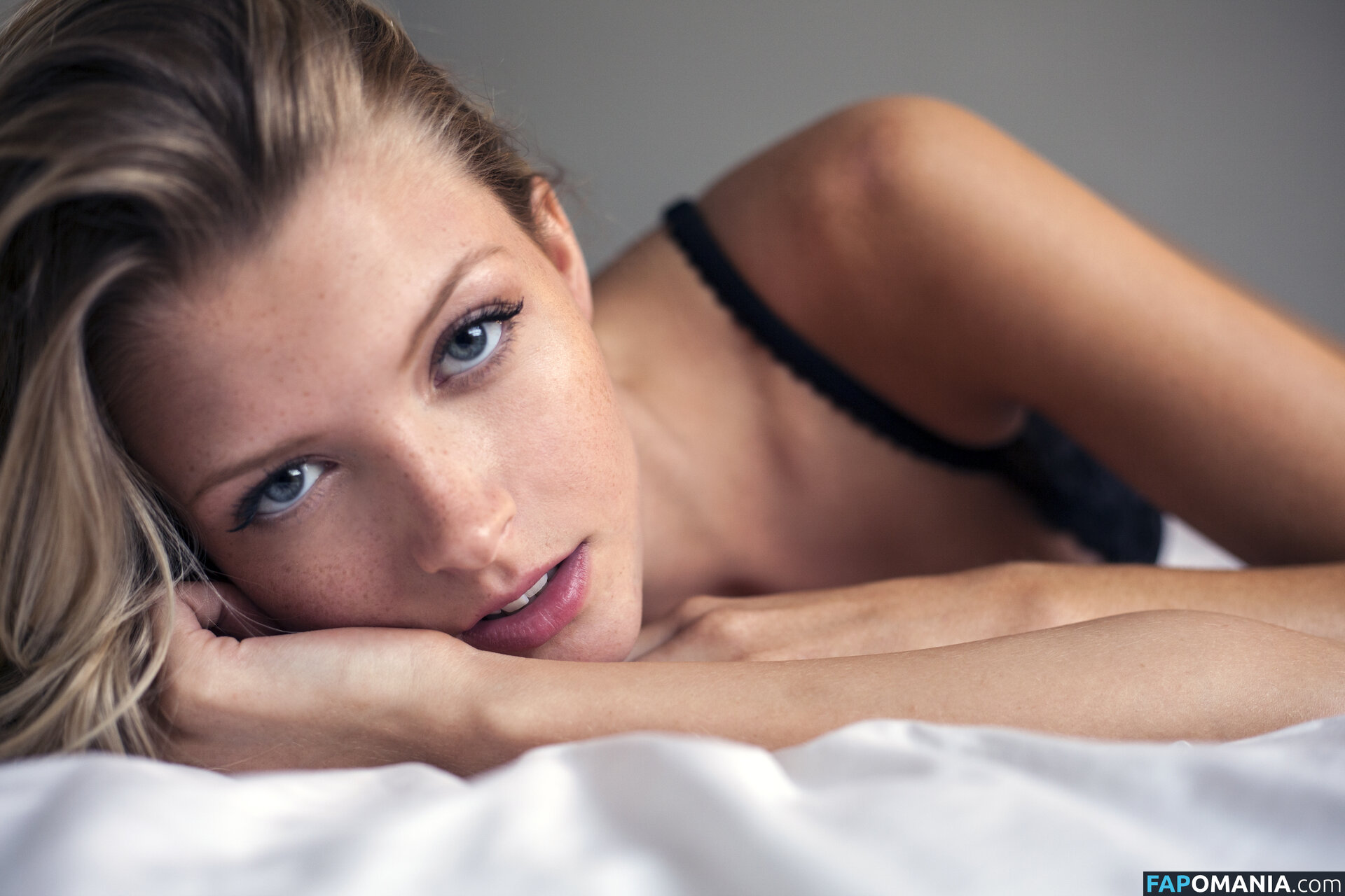 Erin Cummins Γυμνός Διαρρεύσαστη φωτογραφία #68