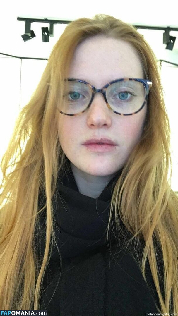 Fleur Geffrier Γυμνός Διαρρεύσαστη φωτογραφία #24