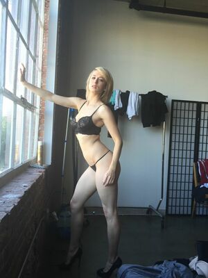 Iliza Shlesinger