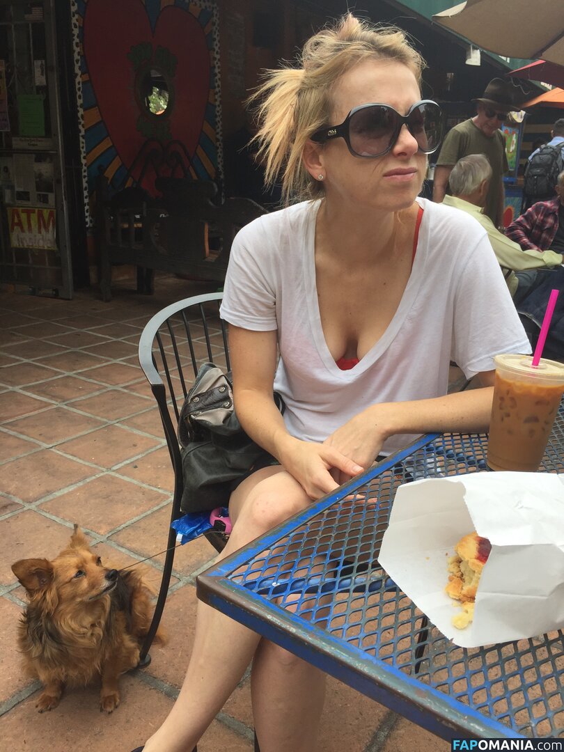 Iliza Shlesinger Γυμνός Διαρρεύσαστη φωτογραφία #124