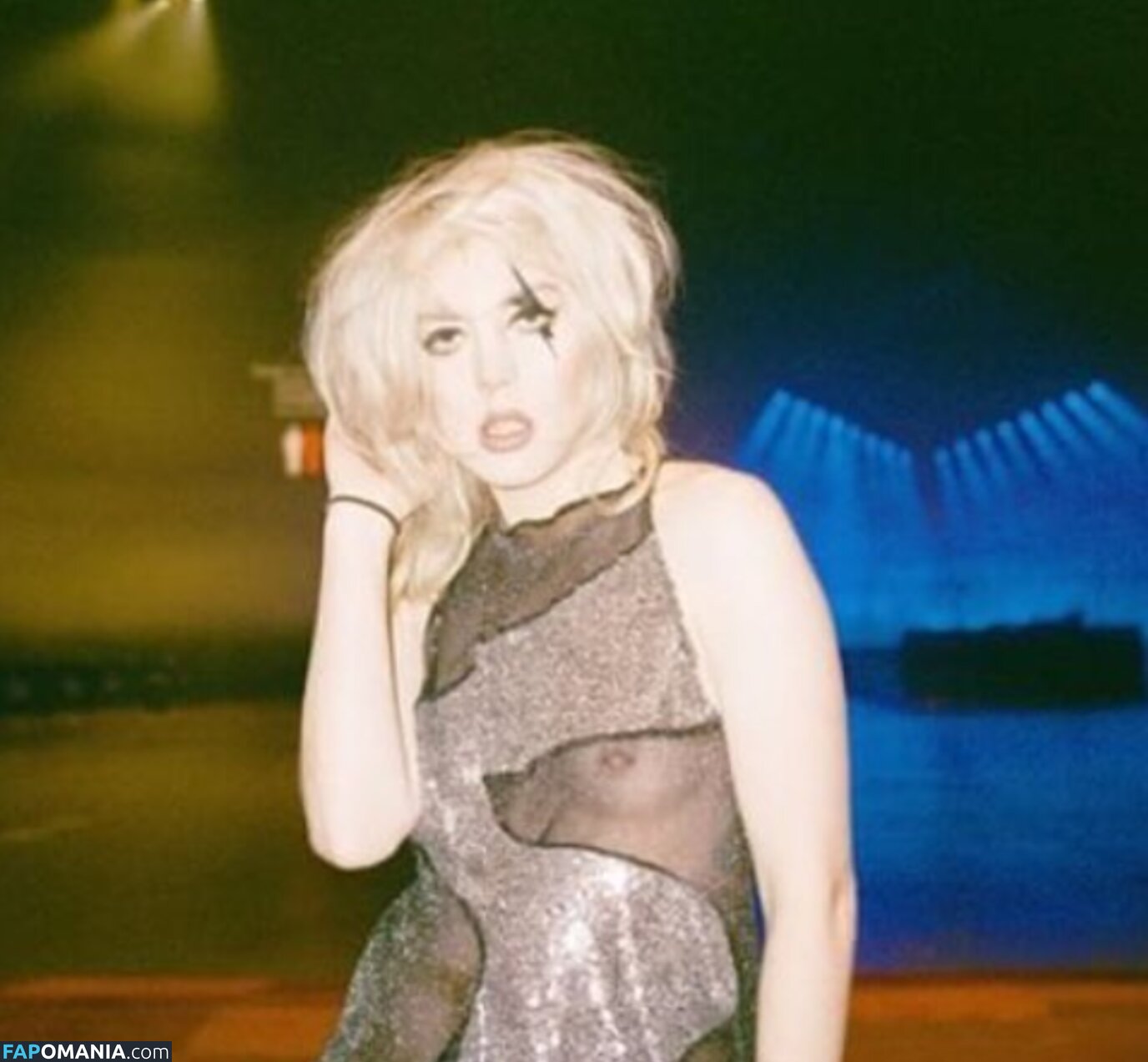 Izzy Phillips Γυμνός Διαρρεύσαστη φωτογραφία #3