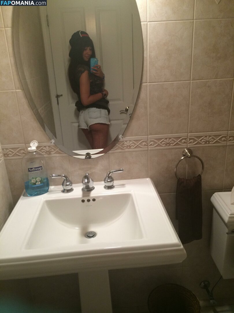 Jackie Cruz Γυμνός Διαρρεύσαστη φωτογραφία #15