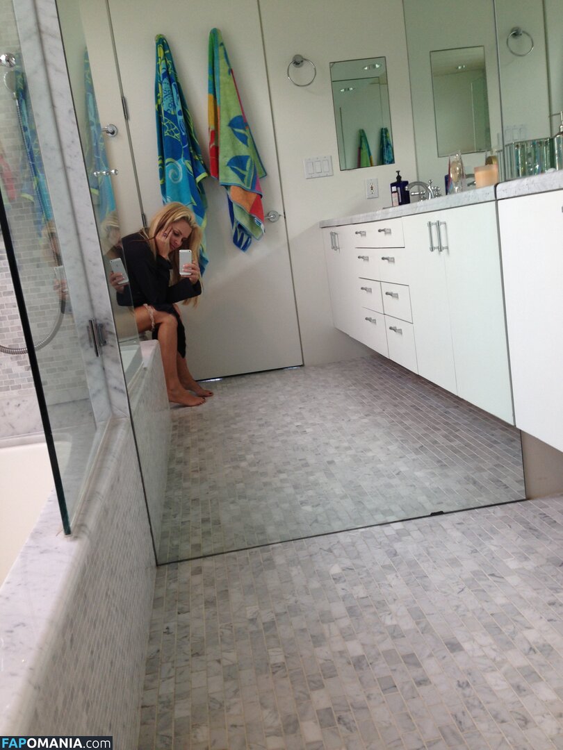 Jenny McCarthy Γυμνός Διαρρεύσαστη φωτογραφία #19