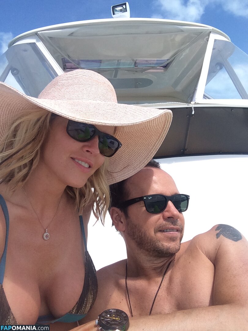 Jenny McCarthy Γυμνός Διαρρεύσαστη φωτογραφία #32