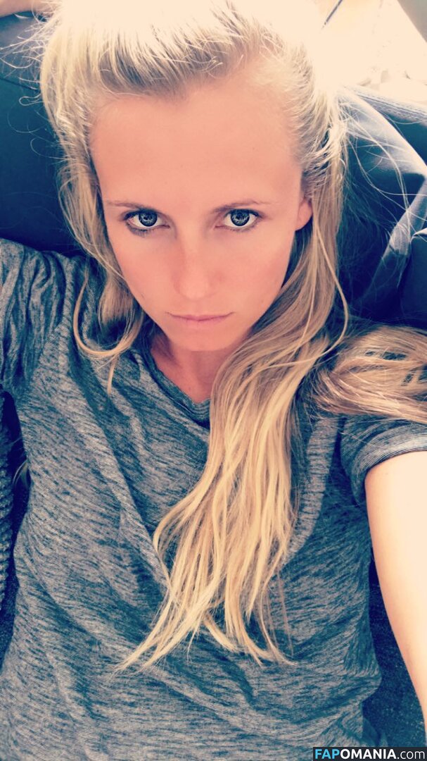 Julia Simic Γυμνός Διαρρεύσαστη φωτογραφία #20