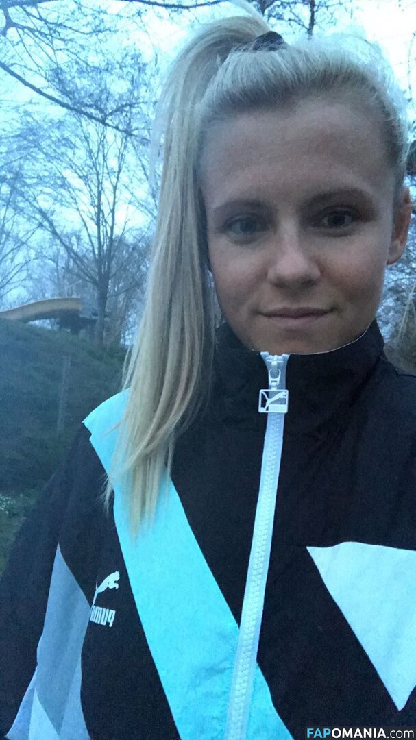 Julia Simic Γυμνός Διαρρεύσαστη φωτογραφία #22