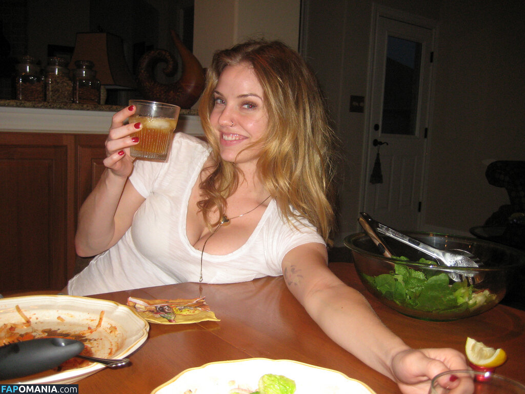 Kelli Garner Γυμνός Διαρρεύσαστη φωτογραφία #5