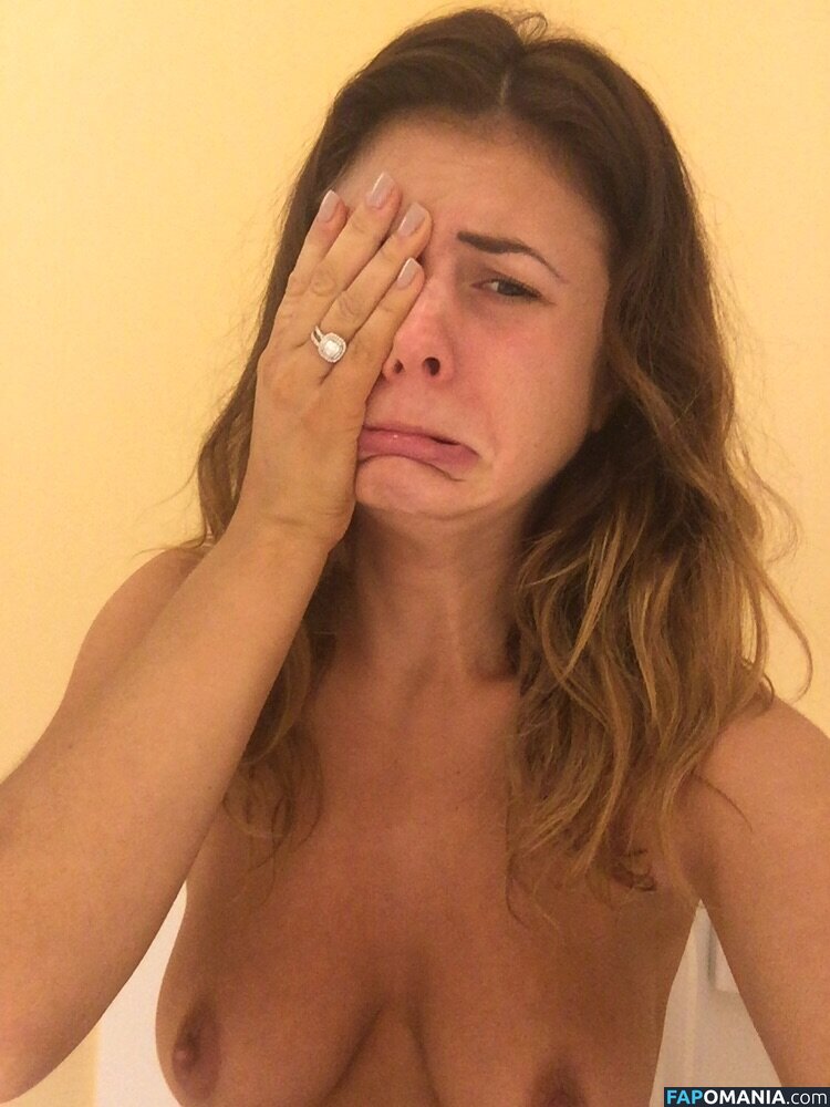 Kelly Hall Γυμνός Διαρρεύσαστη φωτογραφία #1