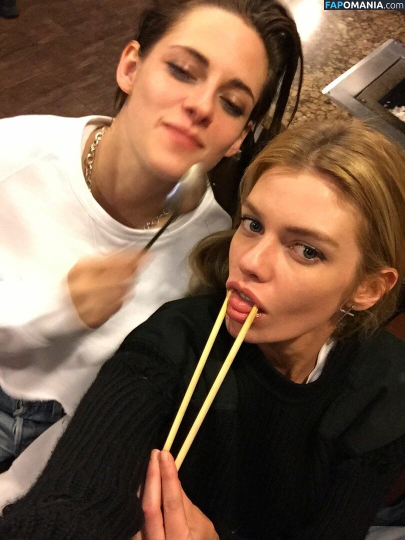 Kristen Stewart Γυμνός Διαρρεύσαστη φωτογραφία #35