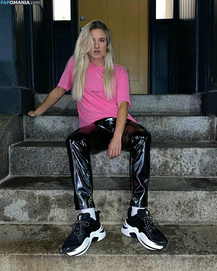 Kristie Mewis Γυμνός Διαρρεύσαστη φωτογραφία #22