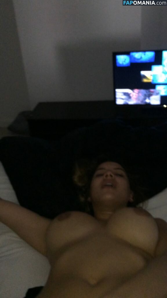 Lacey Banghard Γυμνός Διαρρεύσαστη φωτογραφία #11
