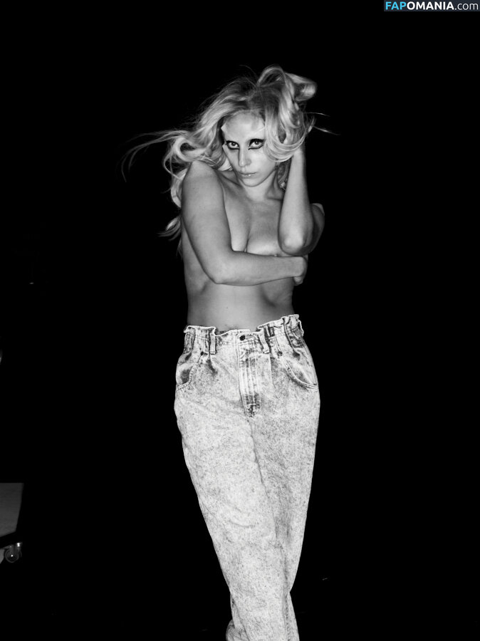 Lady Gaga Γυμνός Διαρρεύσαστη φωτογραφία #541