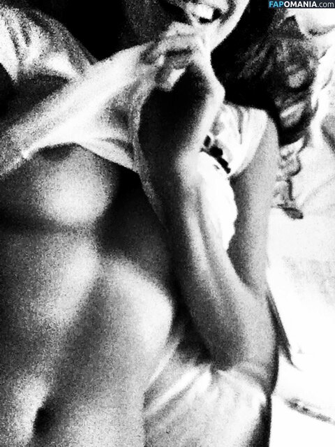 Lake Bell Γυμνός Διαρρεύσαστη φωτογραφία #12