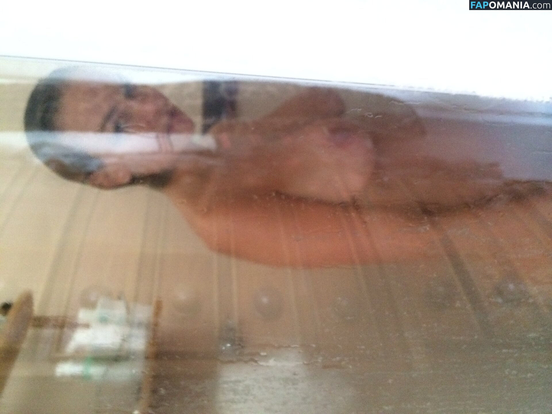 Lara Bingle Γυμνός Διαρρεύσαστη φωτογραφία #225