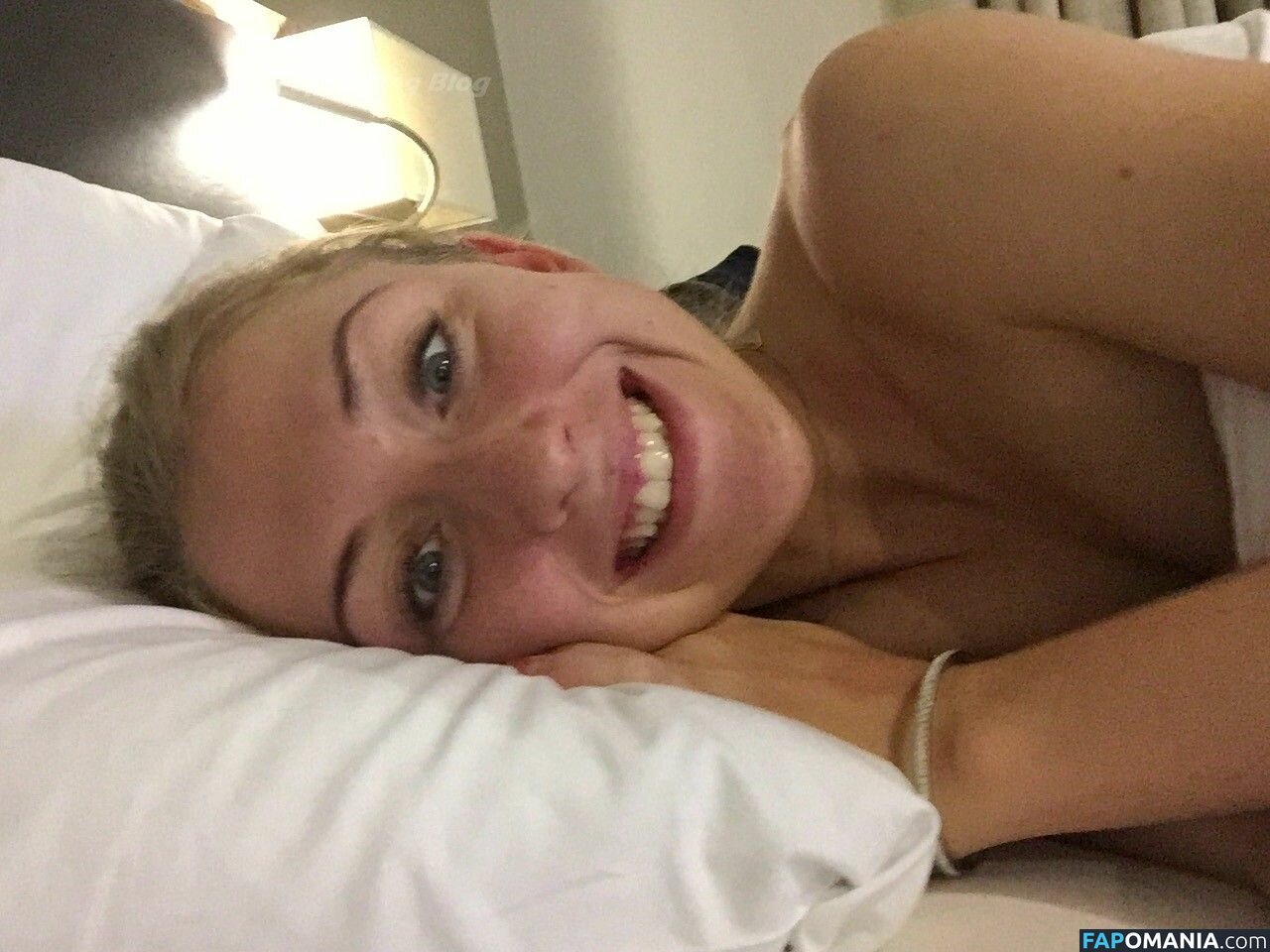 Laura Trott Γυμνός Διαρρεύσαστη φωτογραφία #2