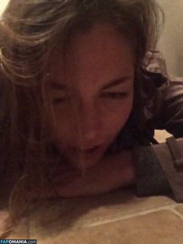 Lili Simmons Γυμνός Διαρρεύσαστη φωτογραφία #45