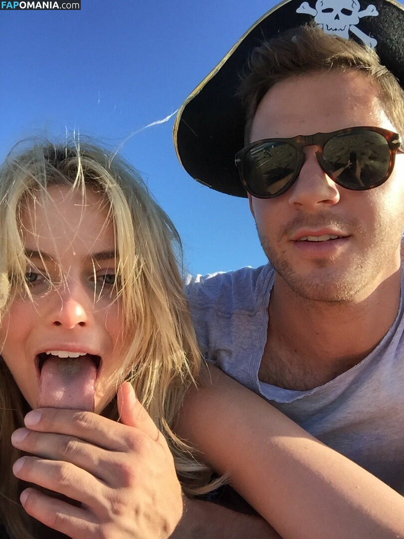 Margot Robbie Γυμνός Διαρρεύσαστη φωτογραφία #10