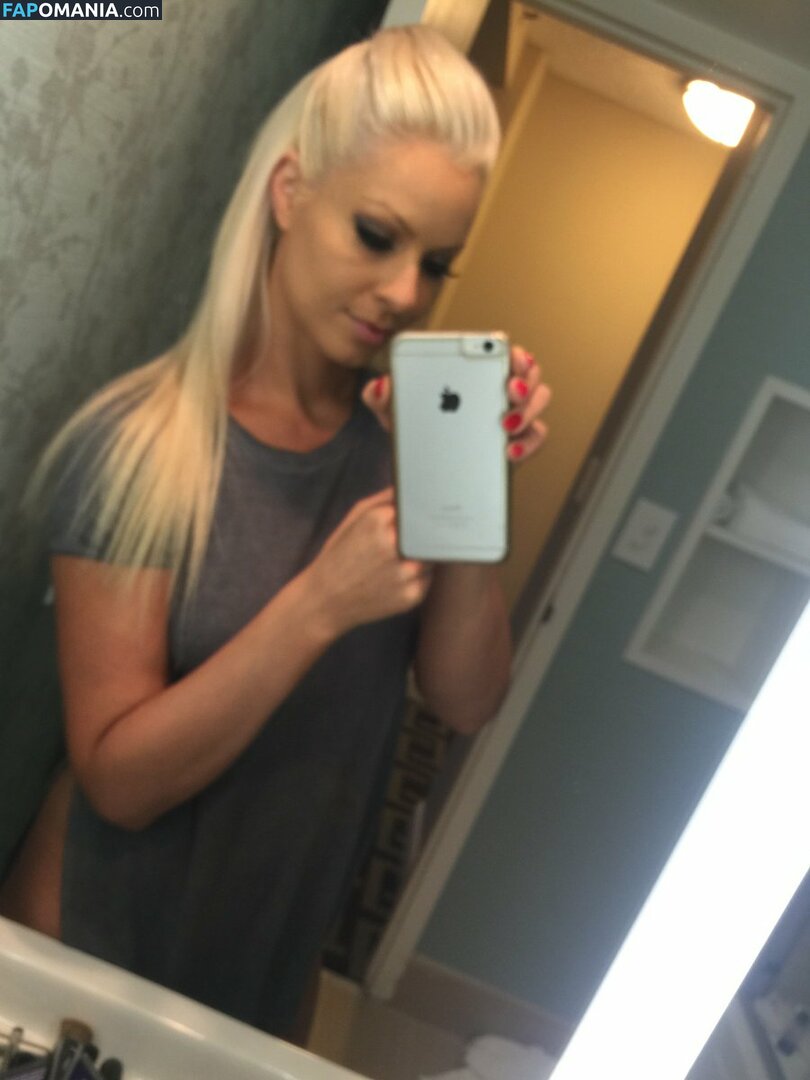 Maryse Mizanin Γυμνός Διαρρεύσαστη φωτογραφία #1