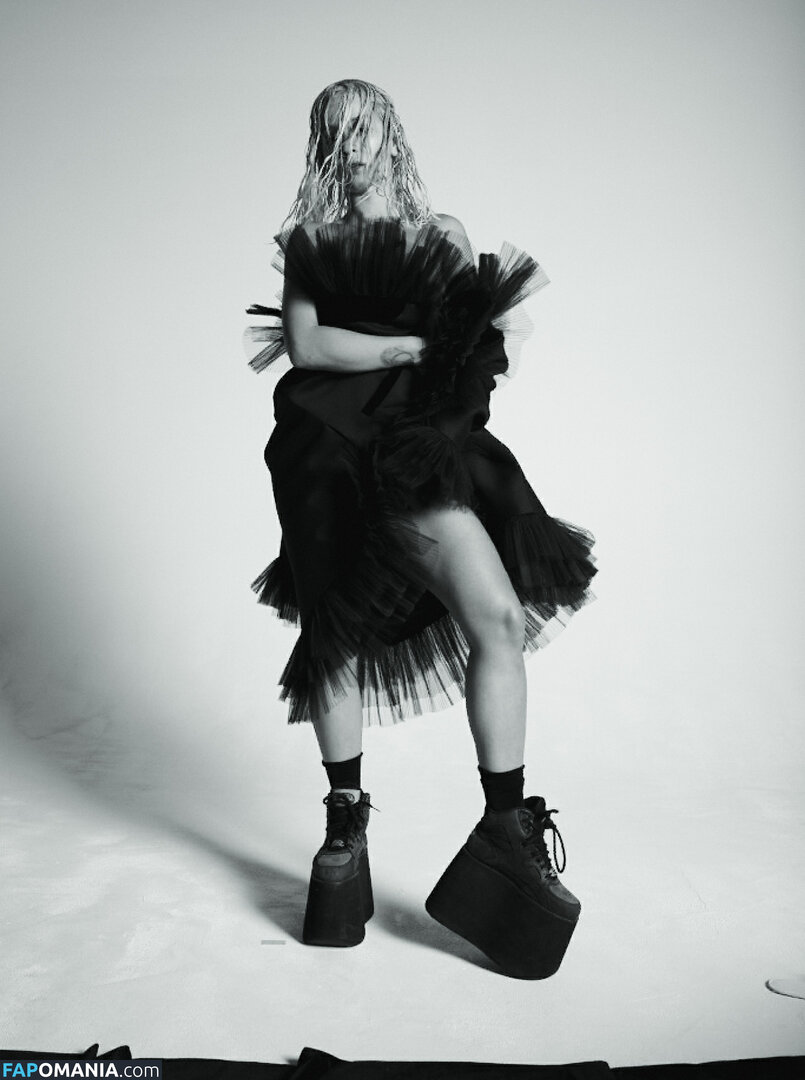 Rita Ora Γυμνός Διαρρεύσαστη φωτογραφία #111