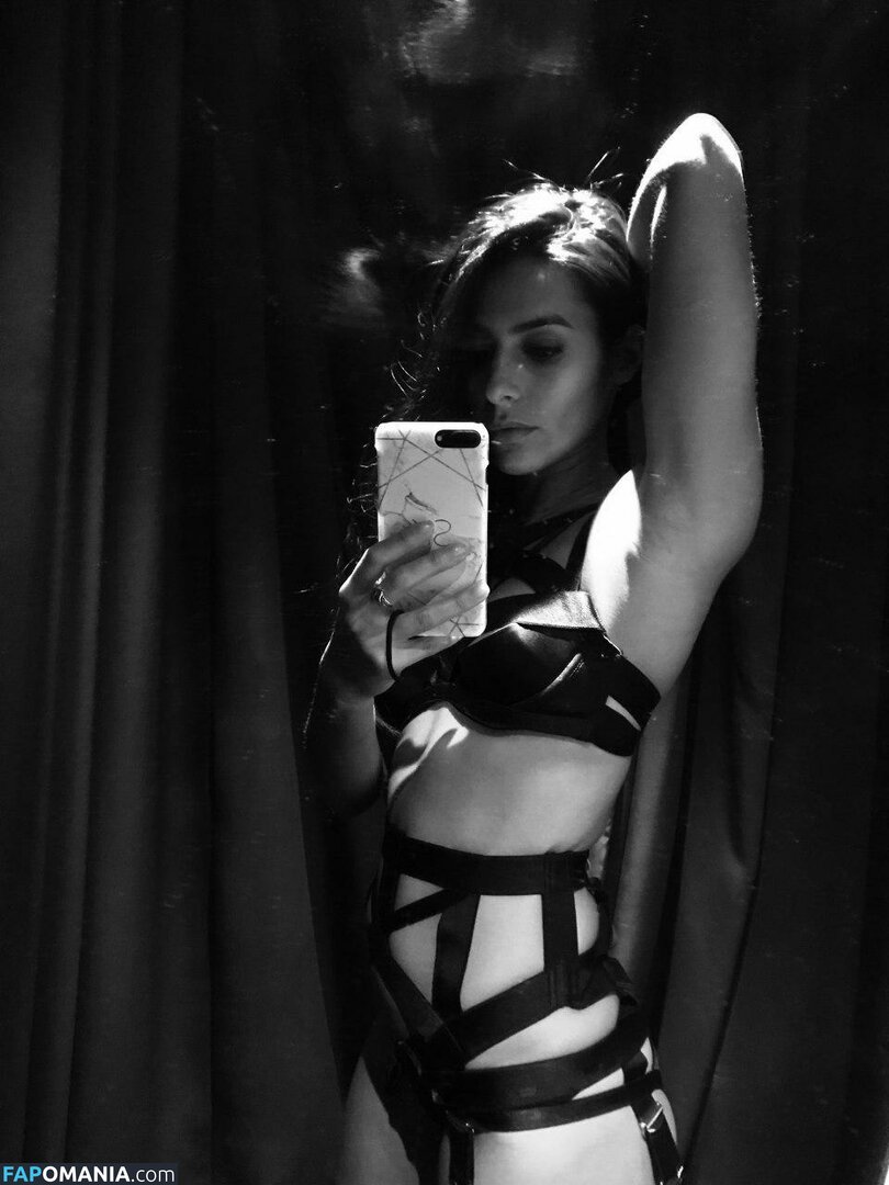 Sair Khan Γυμνός Διαρρεύσαστη φωτογραφία #1