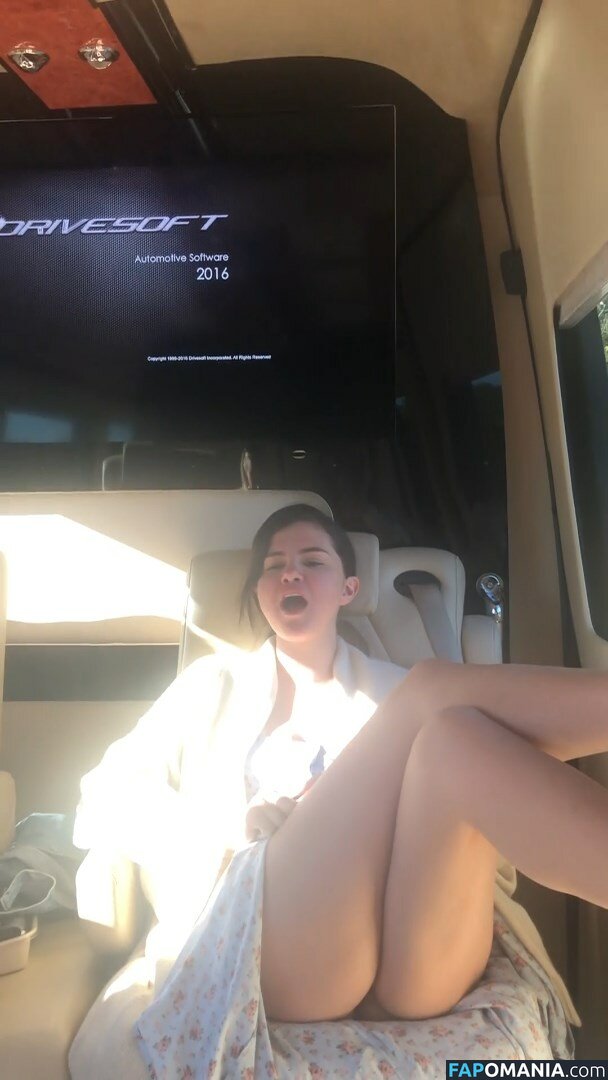 Selena Gomez Γυμνός Διαρρεύσαστη φωτογραφία #30
