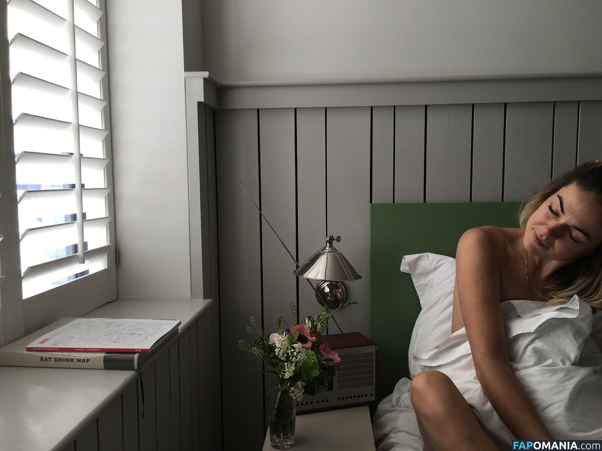 Serinda Swan Γυμνός Διαρρεύσαστη φωτογραφία #147