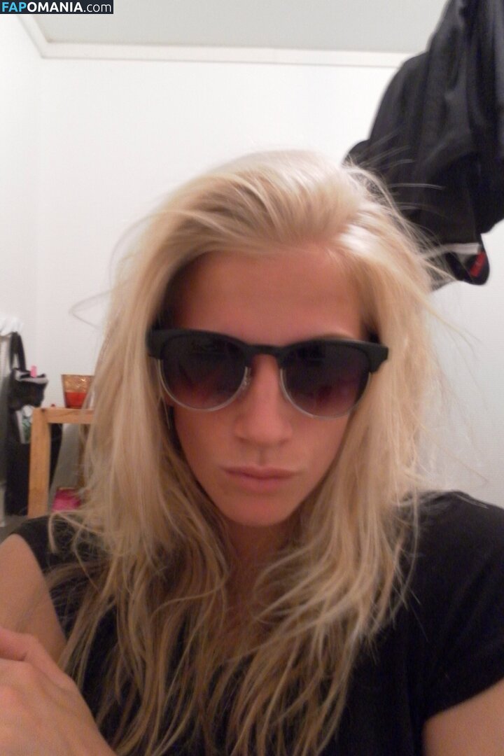 Sofia Jakobsson Γυμνός Διαρρεύσαστη φωτογραφία #135